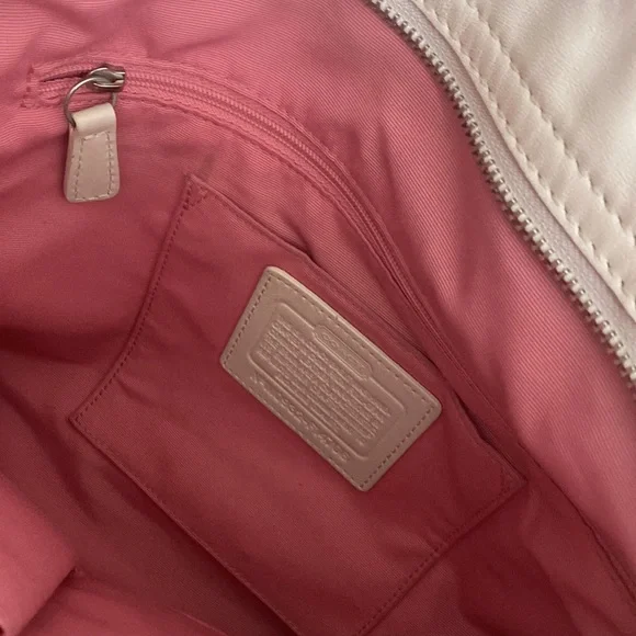 cream coach bag - Picture 3 of 4